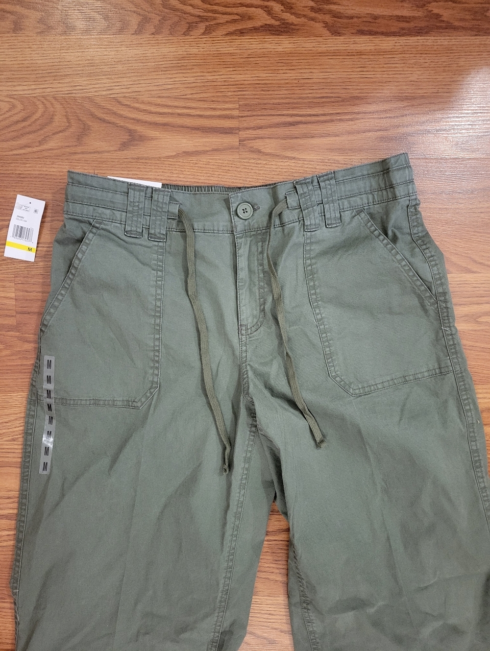 Women's Olive Green Low Rise Cargo Pants with Utility Pockets - Picture 3 of 11